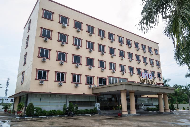 Aviari Hotel Batam Exterior photo