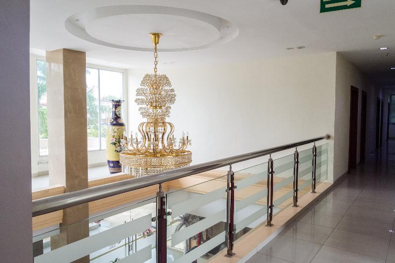 Aviari Hotel Batam Exterior photo