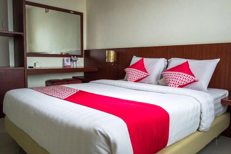 Aviari Hotel Batam Exterior photo