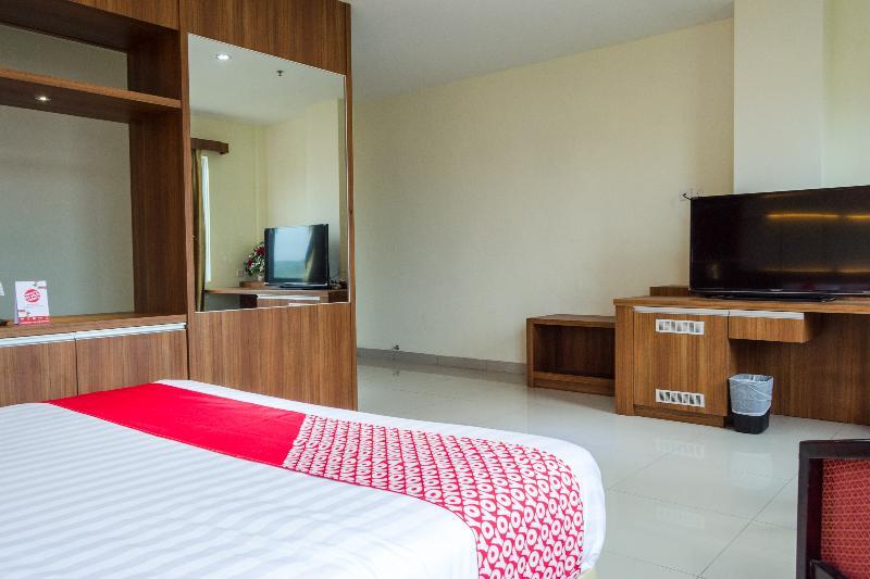 Aviari Hotel Batam Exterior photo