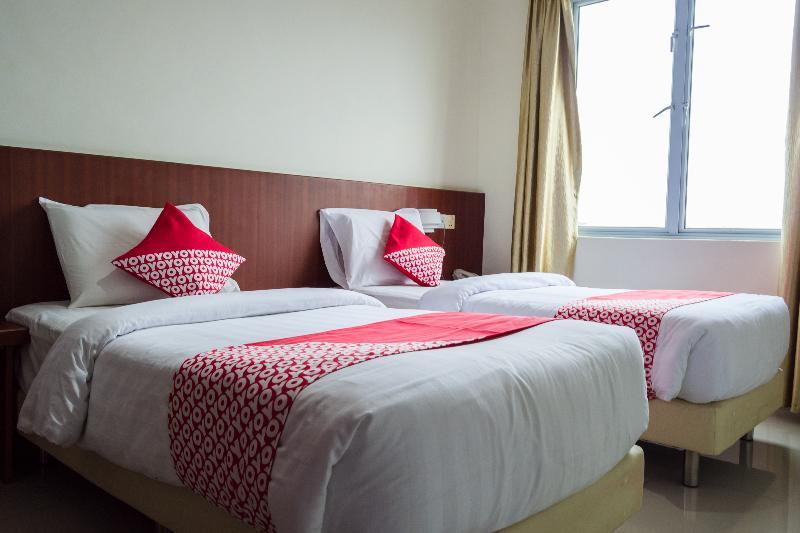 Aviari Hotel Batam Exterior photo