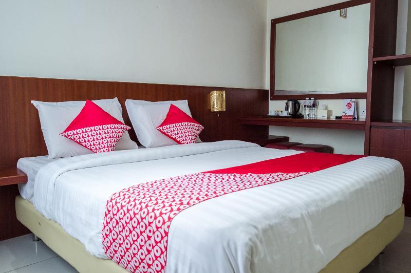 Aviari Hotel Batam Exterior photo